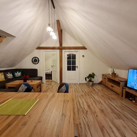 Apartman Konirna Харачов Екстериор снимка