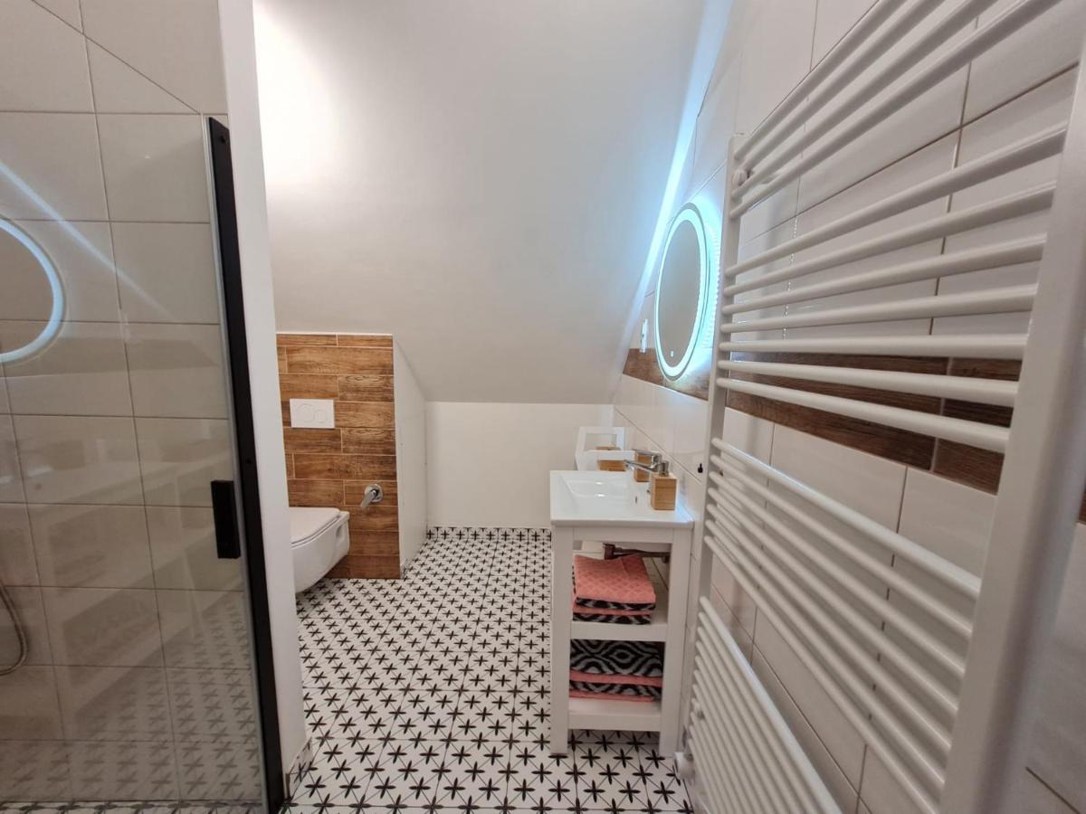 Apartman Konirna Харачов Екстериор снимка